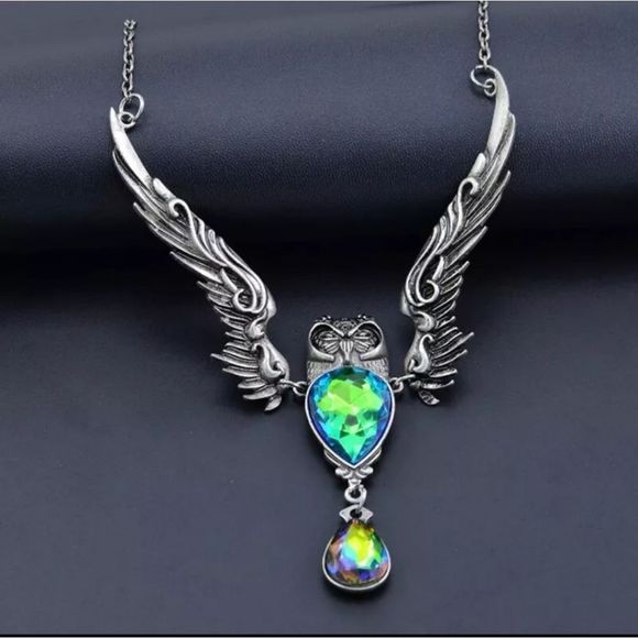 Silver Titanium and genuine Austrian rainbow crystal boho owl goth necklace new - Picture 2 of 6